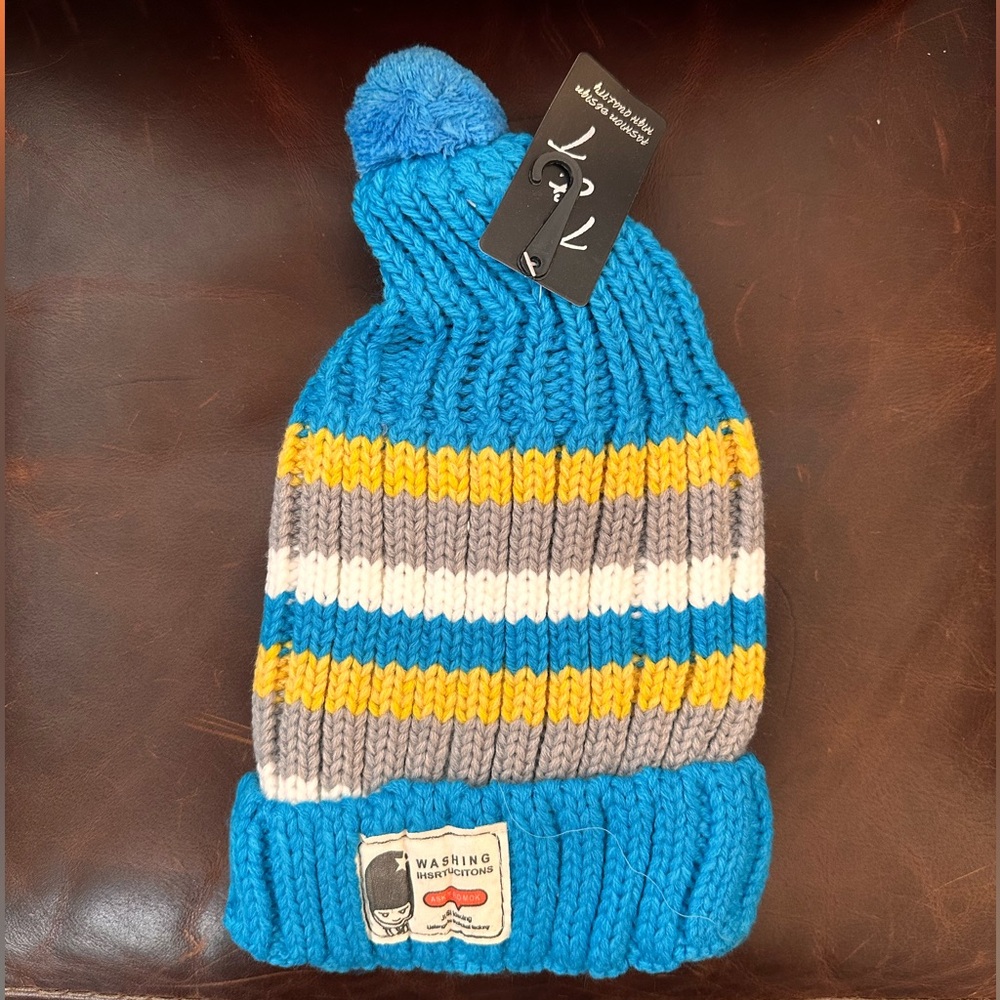 NWT LADIES T&T FASHION DESIGN STRIPED TEAL & YELLOW KNIT BEANIE HAT WITH POM POM